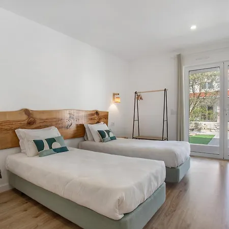 Quinta Dos Raposos- Portugal * Nazaré